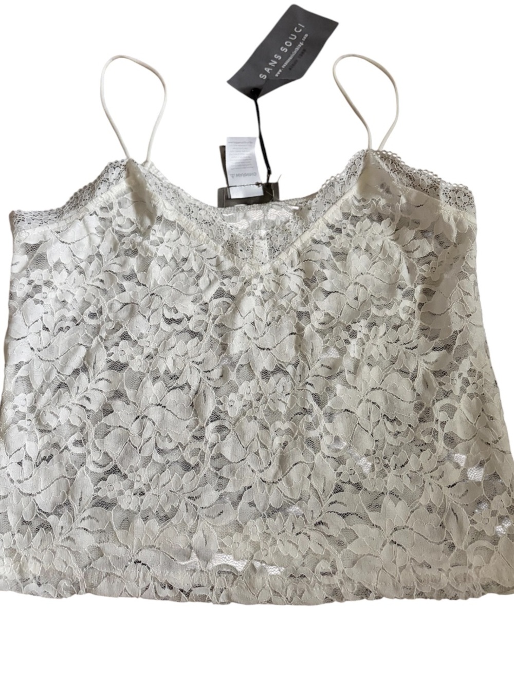Sans Souci Women’s White Lace Lightweight Top
